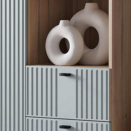 Шкаф Олива, Шарли бриз 